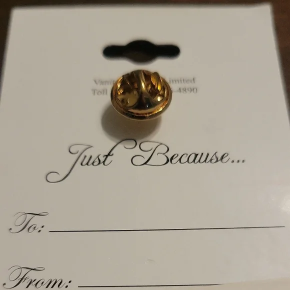 Gold Cross Pin - Picture 4 of 4